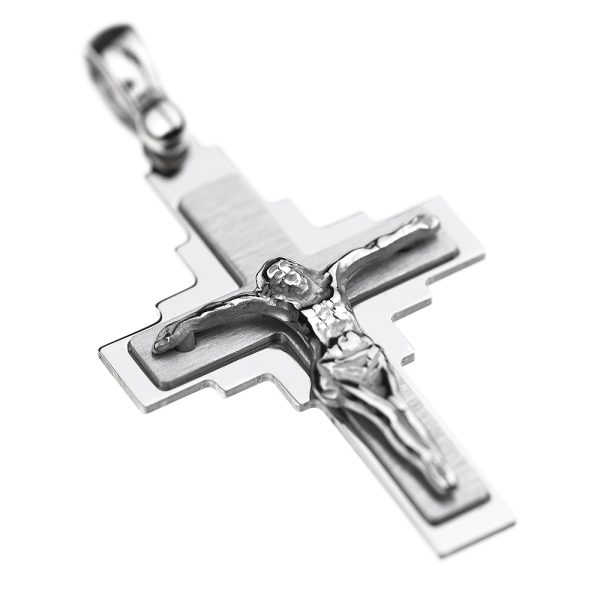 colgante crucifijo triple inclinado