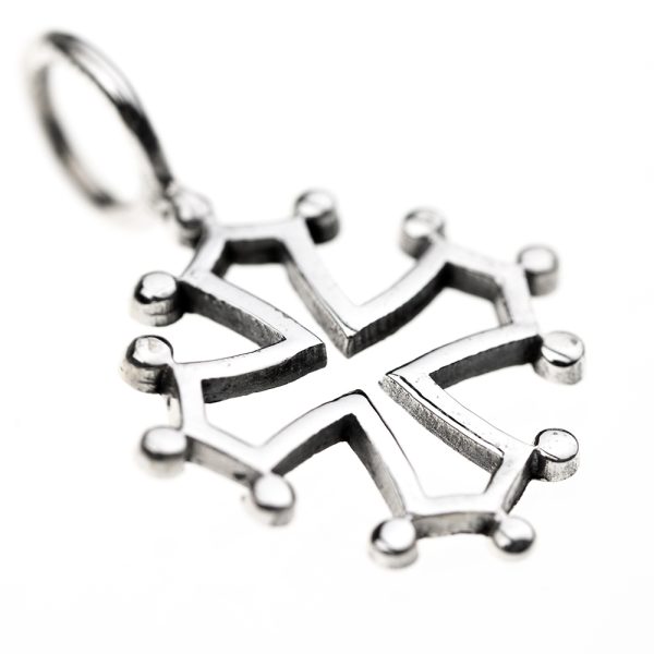 colgante cruz plata apostoles detalle