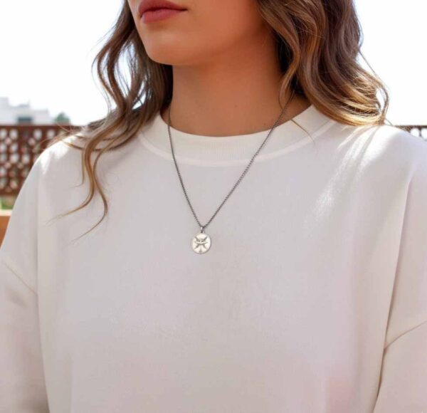 colgante medalla espíritu santo modelo