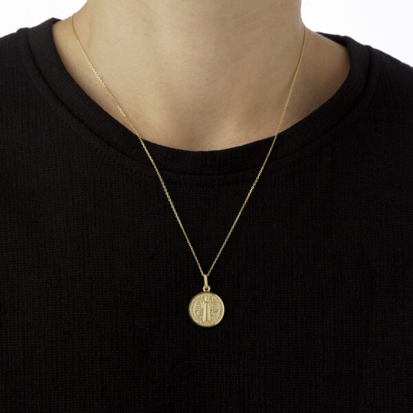colgante medalla san benito oro 18k 109650