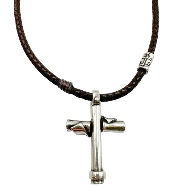 collar cruz ixoye detalle cruz detrras
