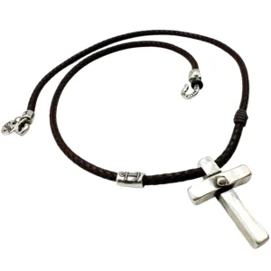 collar cruz ixoye sin colgantes inclinada