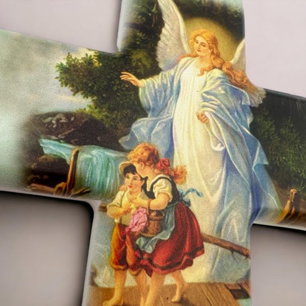 cruz pared angel custodio detalle