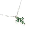 detalle cruz circonitas verdes collar