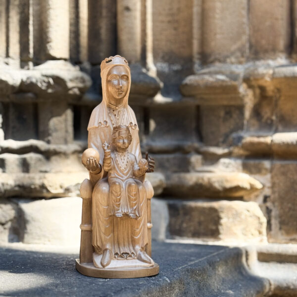 figura virgen montserrat encerada