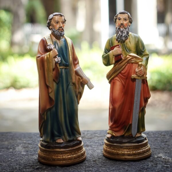 figuras san pedro y san pablo claustro catedral