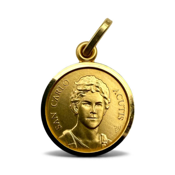 medalla acutis oro
