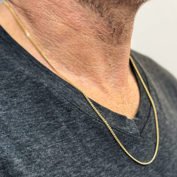 modelo eslabon fino cadena oro detalle