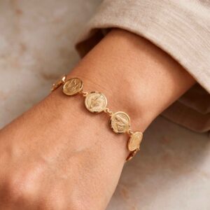 Polsera amb medalles de diverses devocions, bany d'or, dues mides