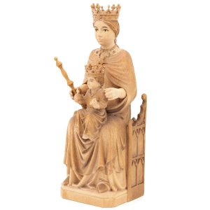 Figura de la Mare de Déu de la Mercè, fusta de til·ler, diverses mides