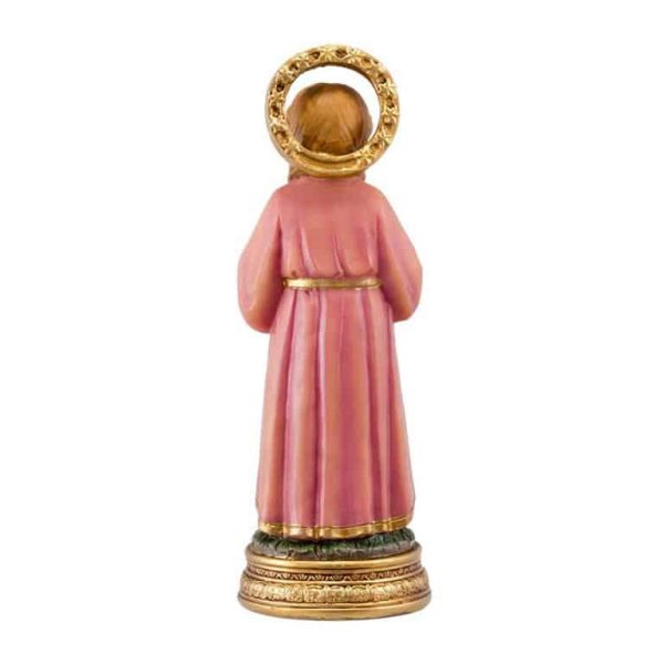 figura de la virgen niña por detrás